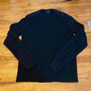 Men’s size small banana republic factory black sweater with textured shoulder.